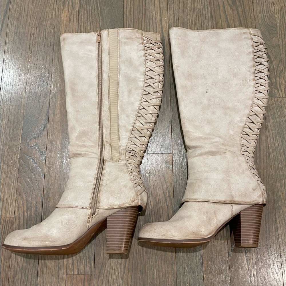 Torrid size 11 boots